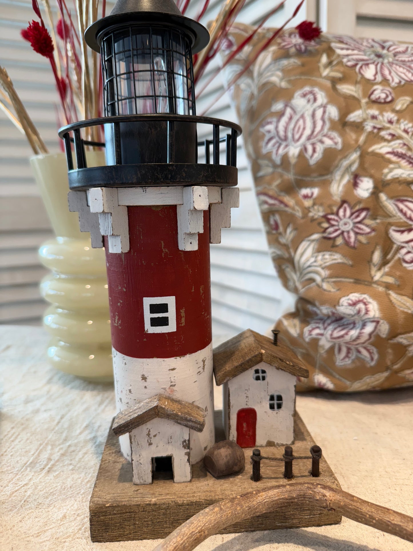 Fyrtårn rødt m/ LED 13x9x28.5cm