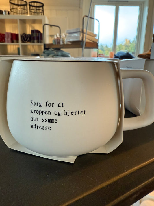 Krus hvit Kroppen...hjerte 300ml