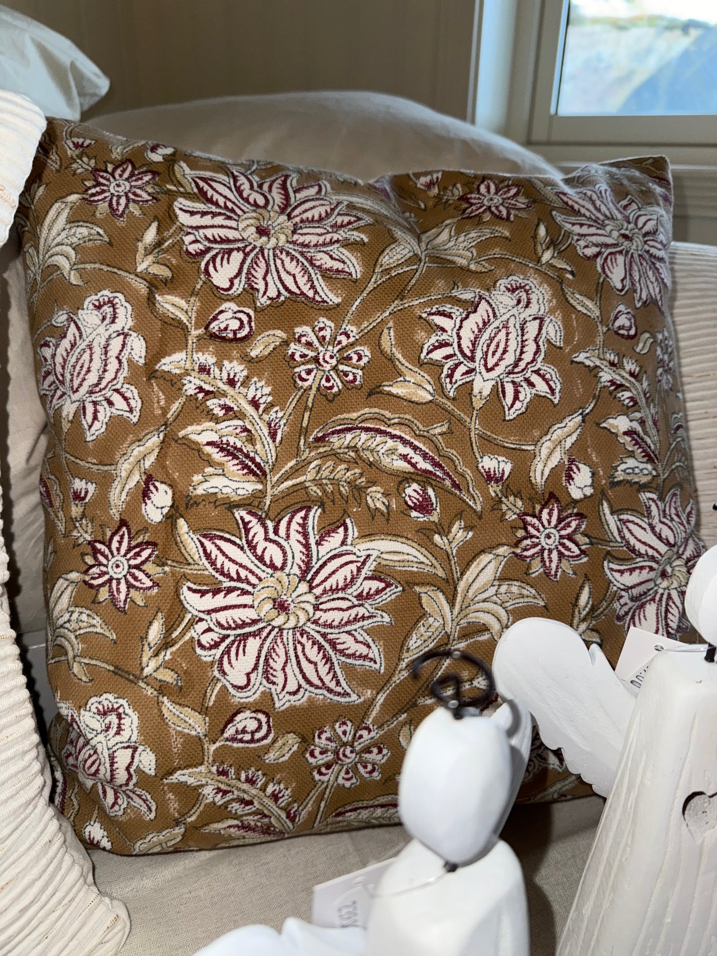 Putetrekk blomst trykk brun 50x50cm