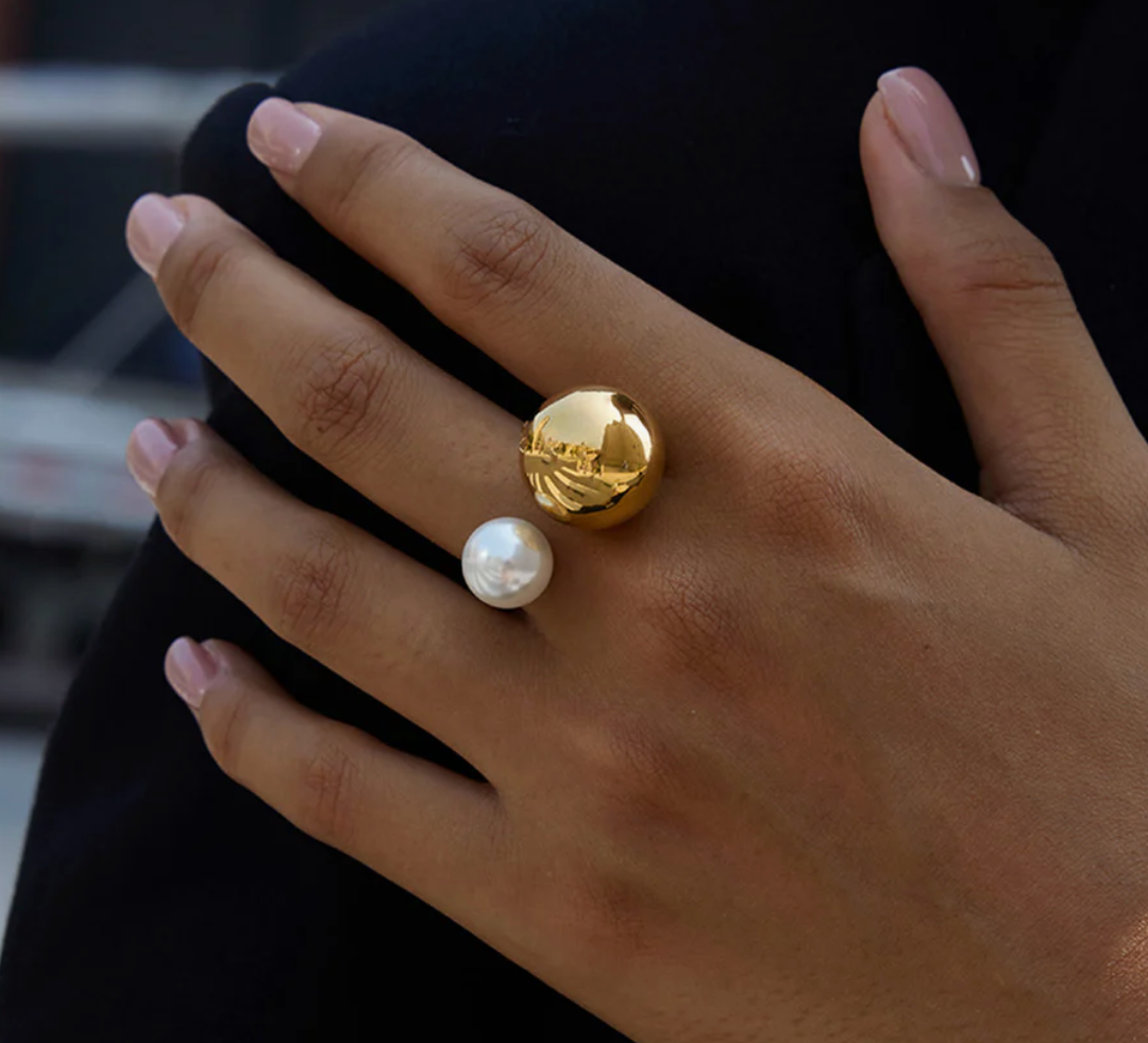 CLAIRE RING